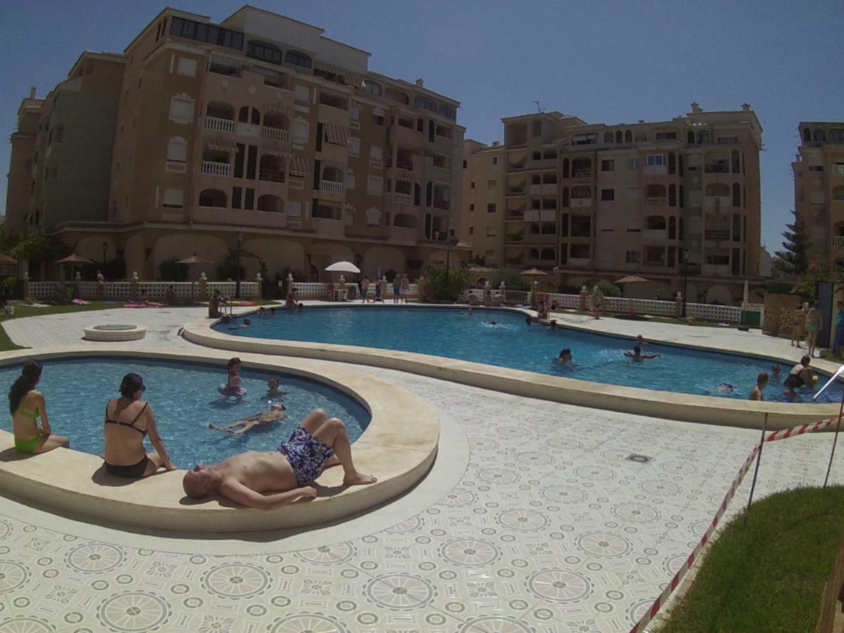Apartment To Rent In Costa Blanca Torrevieja Exterior foto